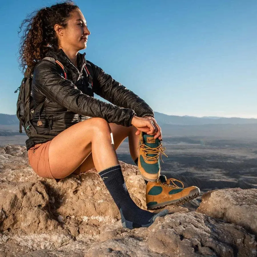 Darn Tough Women's Hiker Boot Midweight Full Cushion Hiking Socks