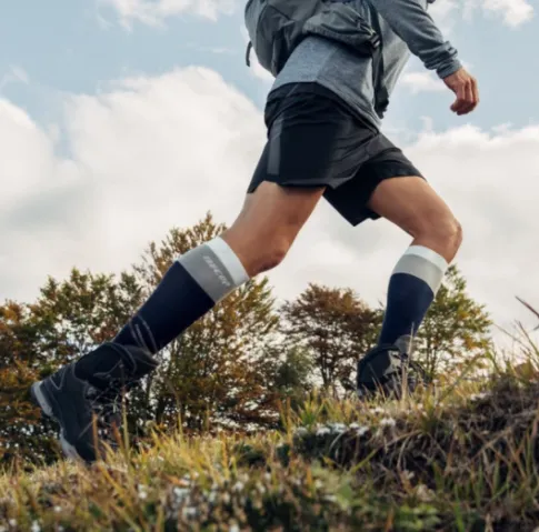 Hiking Light Merino Tall Compression Socks, Men